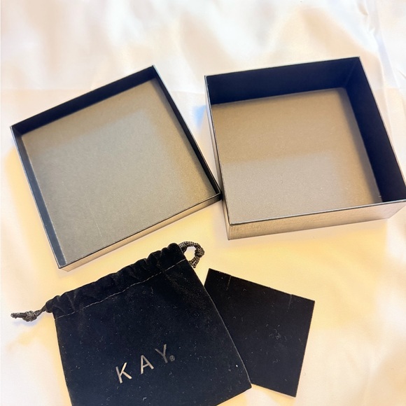 Kay Jewelers Original Gift Box + Dust Bag + Gift Bag Set - Picture 2 of 9